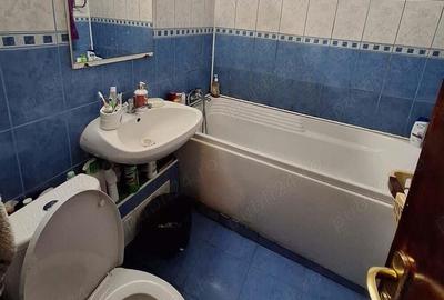 Apartament cu 3 camere decomandat în Berceni - 8