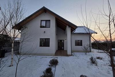 Casă cu 2 camere cu Teren 437 Mp în Horia - 3