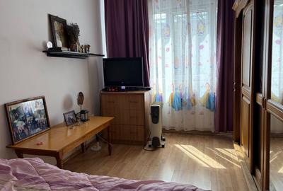 Apartament cu 3 camere semidecomandat, mobilat în Apărătorii Patriei - 11