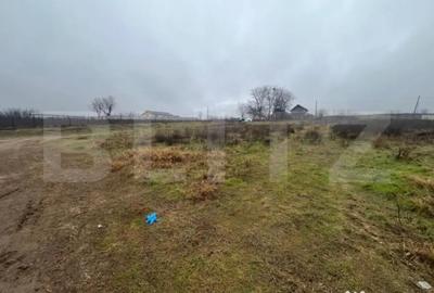 Teren de 450 mp, în Central - 2