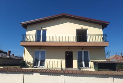 Casă individuală cu 6 camere cu Canalizare în Balotești - 1