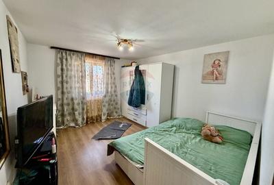 Casă cu 4 camere cu Teren 1076 Mp în Unirea - 14