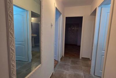 Apartament cu 3 camere decomandat în Central - 3