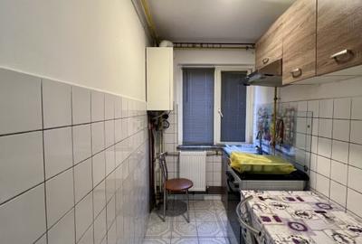 Apartament cu 2 camere semidecomandat, mobilat în P-ța Doina - 7