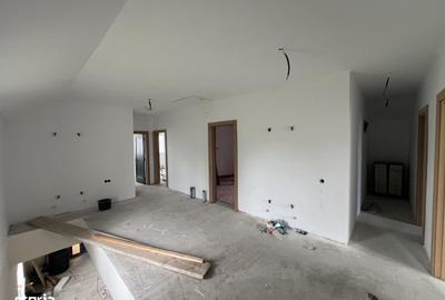 Casă cu 4 camere în Ambud - 9