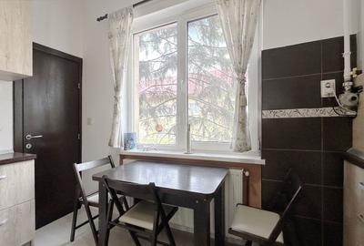 Apartament cu 2 camere decomandat, mobilat în Tractorul - 4