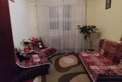 Apartament 4 camere, zona Bulevardul Primaverii