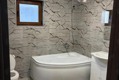 Casă cu 4 camere cu Teren 470 Mp în Sânmihaiu Român - 2