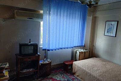 Vand apartament 3 camere, etaj 4, decomandat 75 m2 - 6