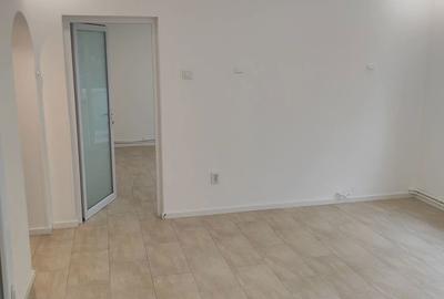 Apartament cu 3 camere semidecomandat în Republicii - 9