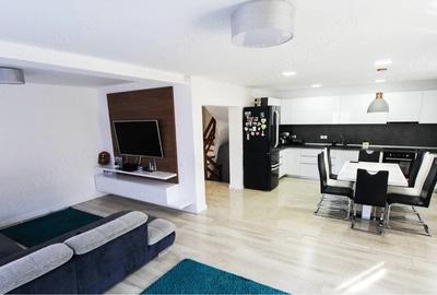 Casă cu 5 camere cu Teren 444 Mp în Corunca - 2