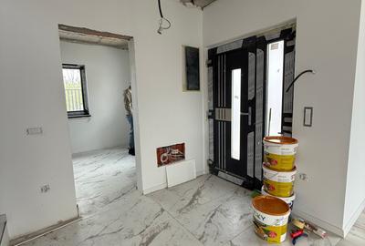 Casă individuală cu 4 camere cu Teren 240 Mp în Costi - 18