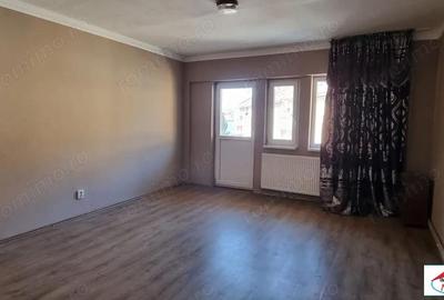 Apartament cu 2 camere decomandat în Semicentral