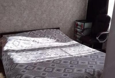 Garsonieră în Titan - 2