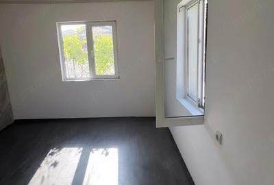 Casă cu 4 camere cu Teren 400 Mp în Central - 4