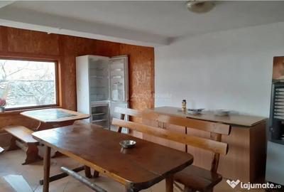 Casă cu 15 camere cu Teren 500 Mp în Cristian - 8