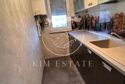 De vanzare apartament 3 camere Casa de Cultura - 4