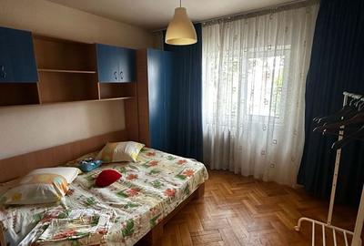 Apartament cu 3 camere decomandat în Rahova - 4