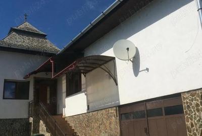 Casă cu 3 camere cu Teren 300 Mp în Central - 7
