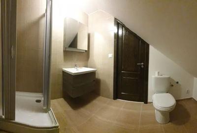 Apartament cu 1 camera, plus mansarda cu scara interioară, zona Agoră - 7