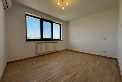 Vila in Complex la Cheie Balotesti Nord - 5