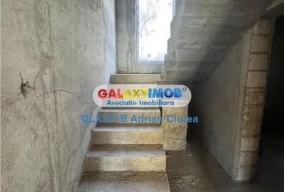 Casă cu Teren 443 Mp în Aninoasa - 6