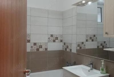 Proprietar vand apartament 2 camere . - 4