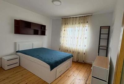 Apartament cu 3 camere semidecomandat în Buzaului - 3