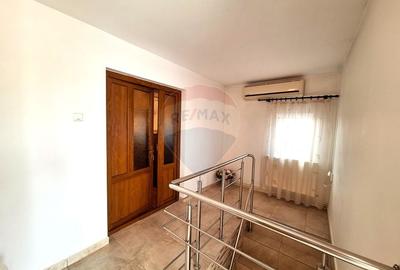 Casa / Vila cu 5 camere de vanzare in zona Central - 15