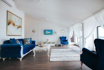 Apartament cu 3 camere decomandat, mobilat în Mazepa 2