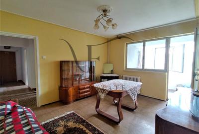 Apartament cu 3 camere decomandat în Pantelimon - 1