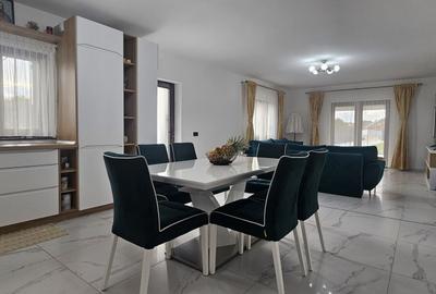 Vila moderna cu piscina in Prejmer - Comision 0% - Cod Intern 2933 - 3