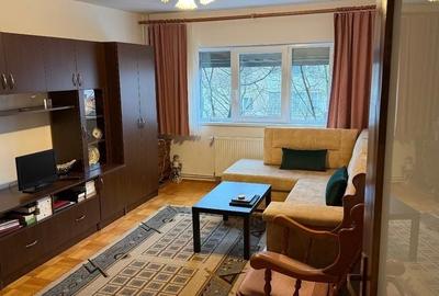 Apartament cu 2 camere decomandat, mobilat în Steaua