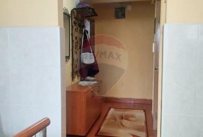 Apartament cu 3 camere decomandat în Central - 8