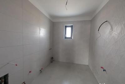 Casă cu 3 camere cu Teren 400 Mp în Central - 3
