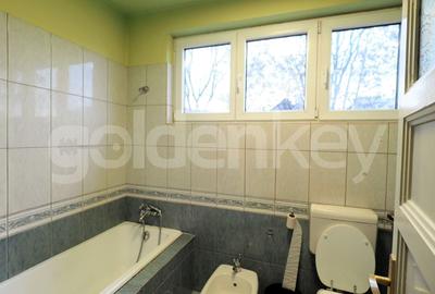 Casă individuală cu 10 camere cu Canalizare în Domenii - 15