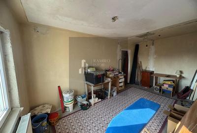 Apartament cu 4 camere decomandat în Central - 9