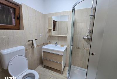 Casă cu 3 camere cu Teren 200 Mp în Cetate