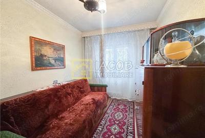 Apartament cu 3 camere decomandat în Nord - 2
