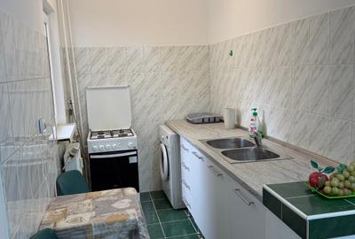 Garsonieră decomandată în Complex Studențesc