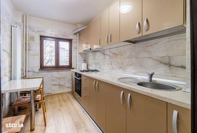 Apartament cu 2 camere decomandat, mobilat în Polonă - 12