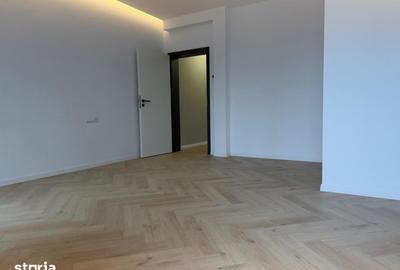 Apartament cu 4 camere în Central - 2