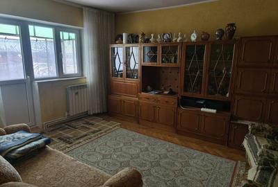 Apartament 3 camere+garaj, strada Stefan cel Mare, Dorohoi - 2
