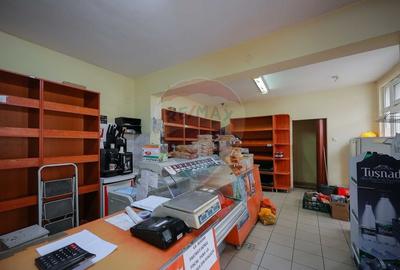 Spatiu comercial, de inchiriat, in Iosia, str. Vasile Parvan - 2