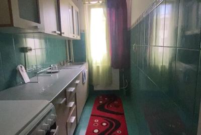 Inchiriez apartament 2 camere Pia?a Sud, etaj 3, mobilat complet. - 7