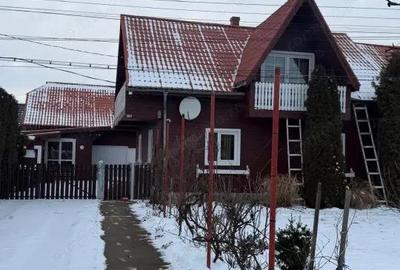 Casă cu Teren 3300 Mp în Dornești - 17