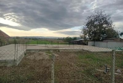Teren Construcții intravilan de 3221 mp, în Petreu