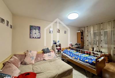 Apartament cu 3 camere decomandat în Vasile Aaron - 6