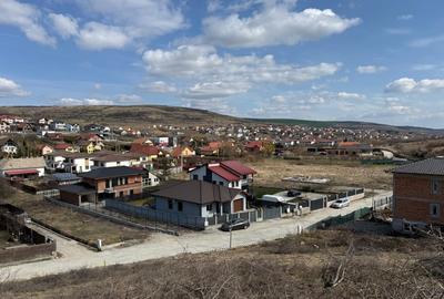 Teren Construcții intravilan de 990 mp, în Chinteni