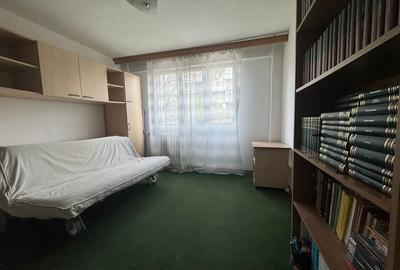 Garsonieră semidecomandată, mobilată în Brâncoveanu